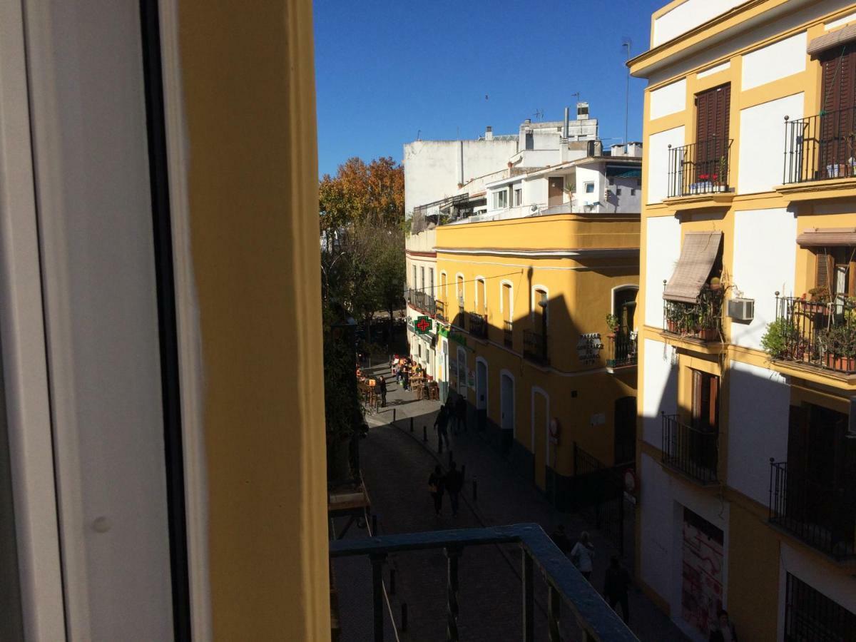 Appartamento Peris Mencheta Siviglia Esterno foto