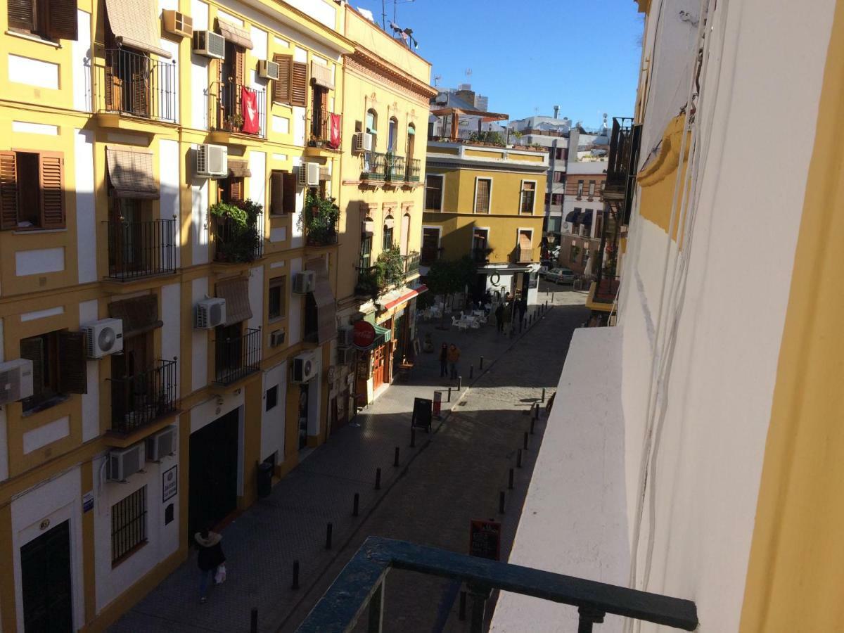 Appartamento Peris Mencheta Siviglia Esterno foto