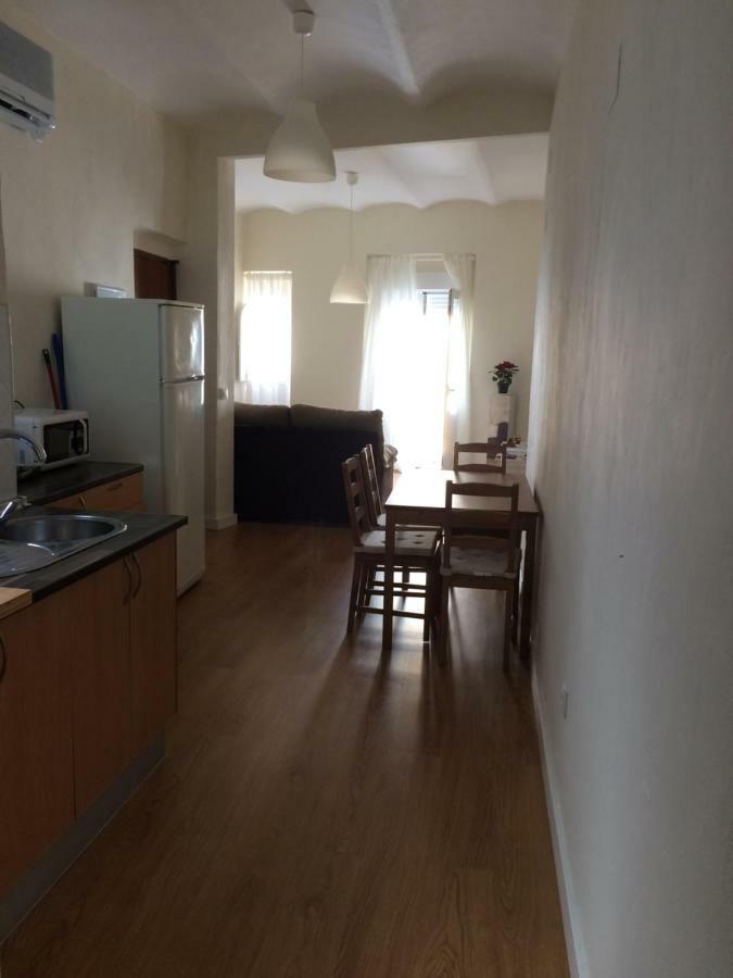 Appartamento Peris Mencheta Siviglia Esterno foto